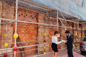 Traditional and Modular Construction