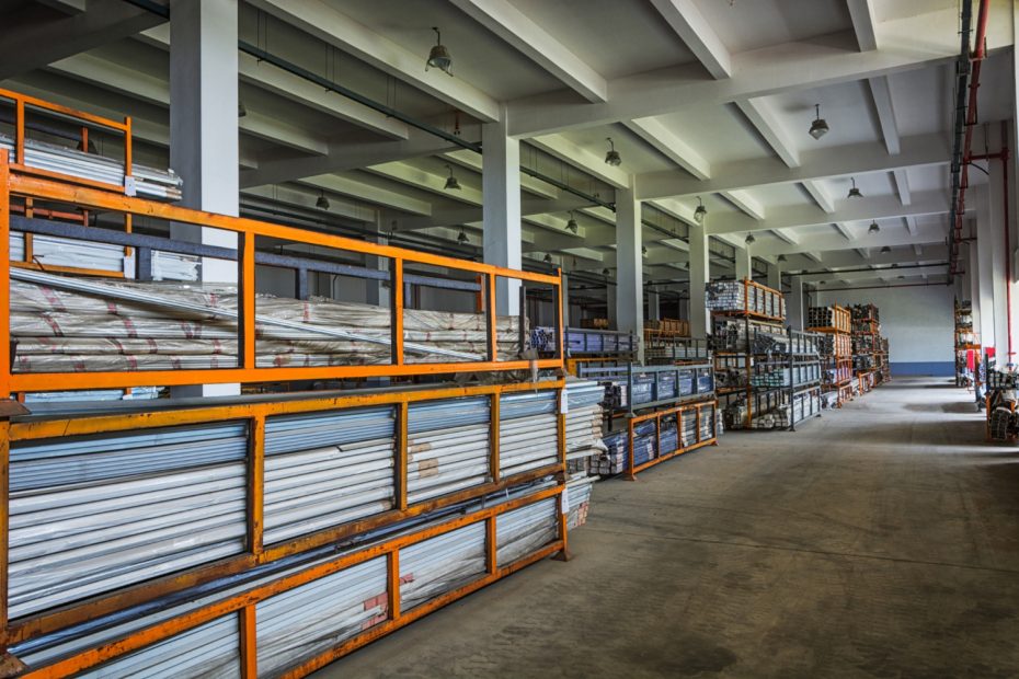 functional-and-modern-warehouse-design